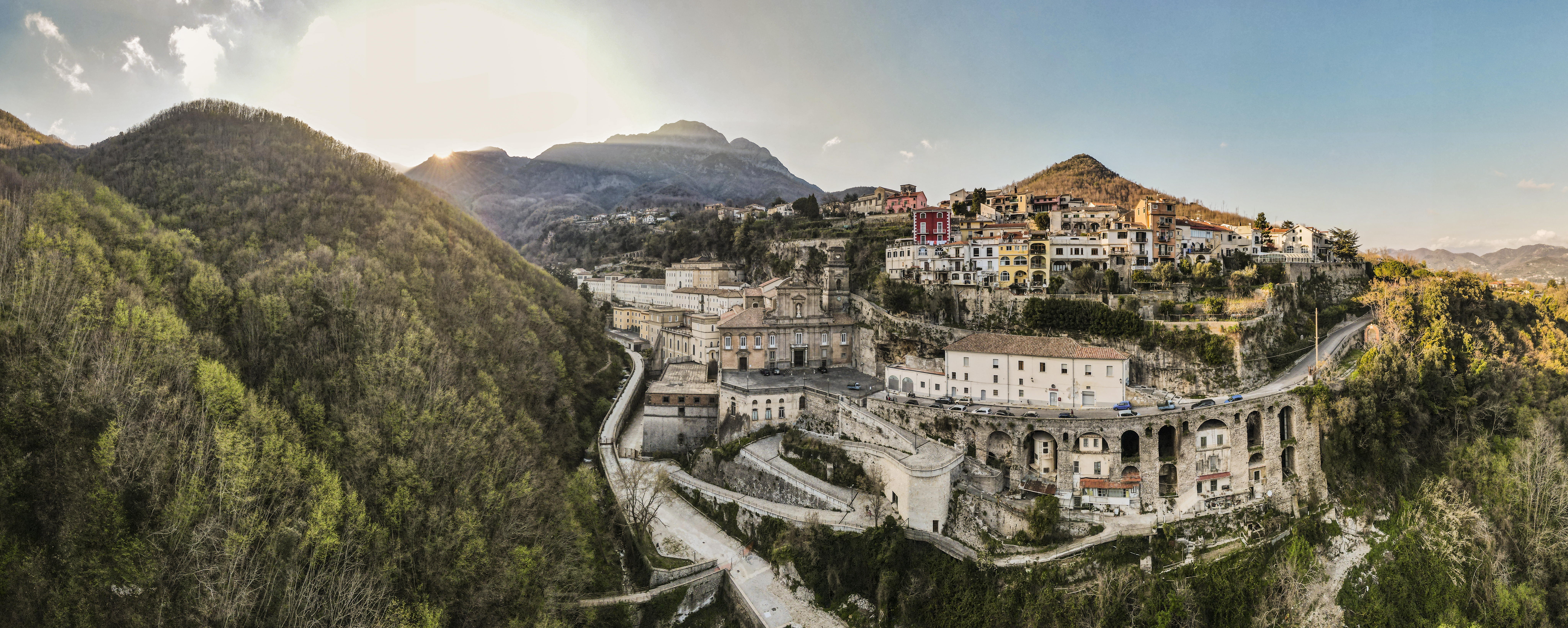 Cava foto aerea dell'Abbazia Benedettina